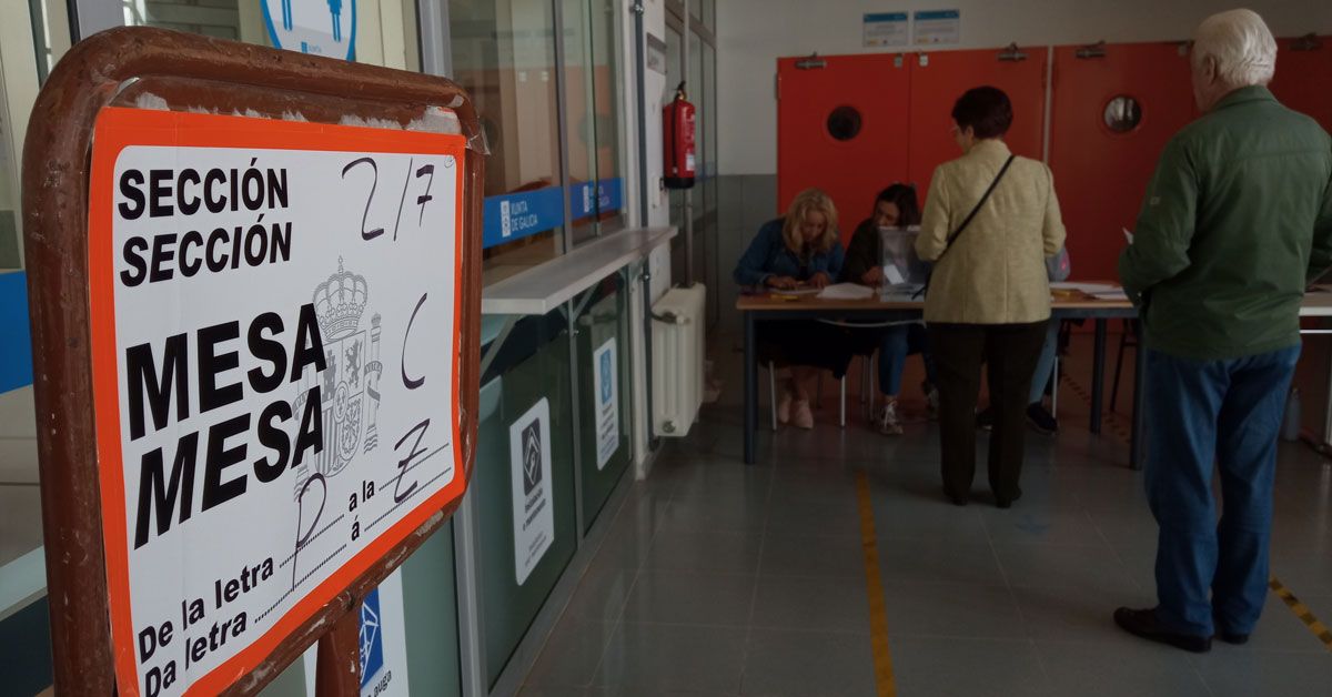 Eleccions-2023-municipais-votar-urna-votacion-papeleta-13
