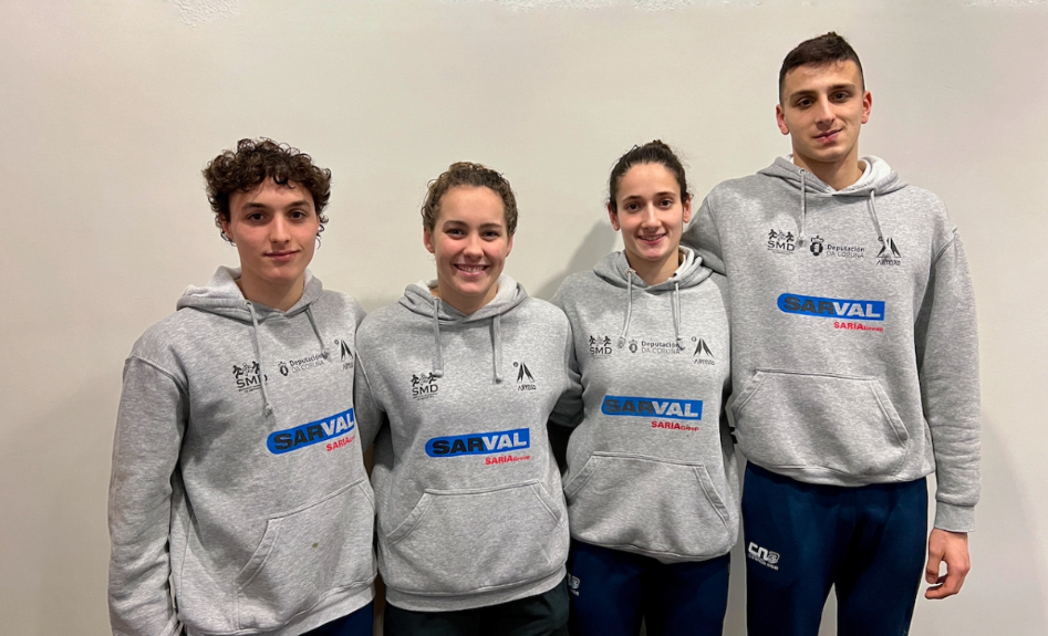 Os nadadores do Club Natación Arteixo desprazados a Sabadell
