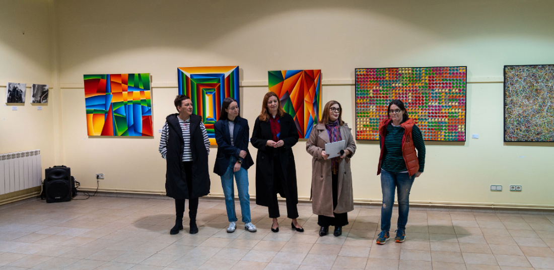 Inauguración da mostra 'Pensarte era solo arte' no marco do 8M en Culleredo