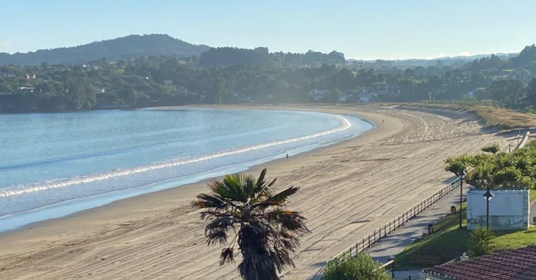 Imaxe da praia Grande de Miño