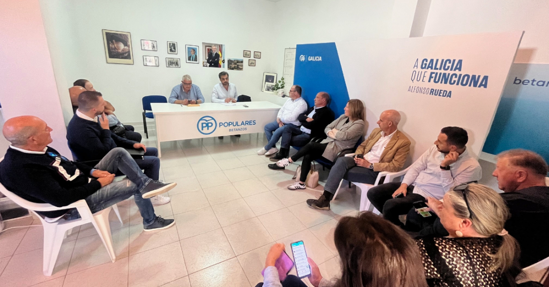 Imaxe da reunión comarcal do PP en Betanzos