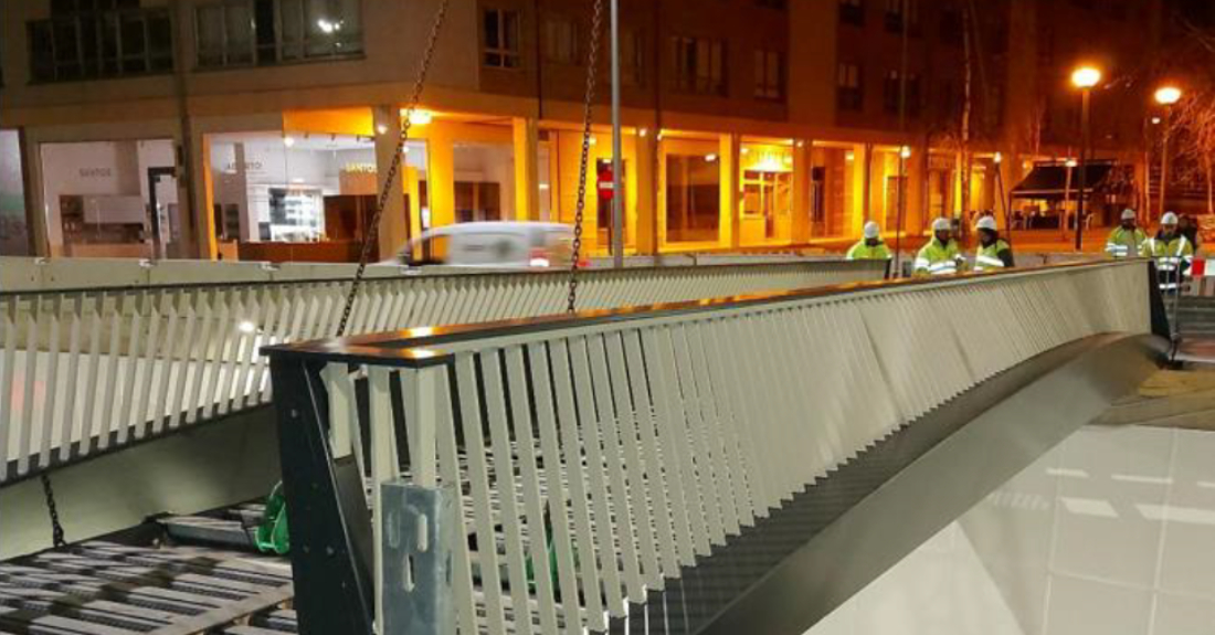 Imaxe da pasarela peatonal instalada en Perillo (Oleiros)