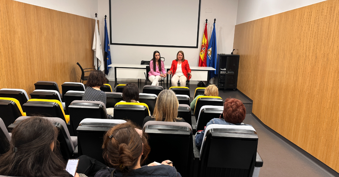 Imaxe da reunión do Concello de Culleredo cos representantes das escolas e unitarias