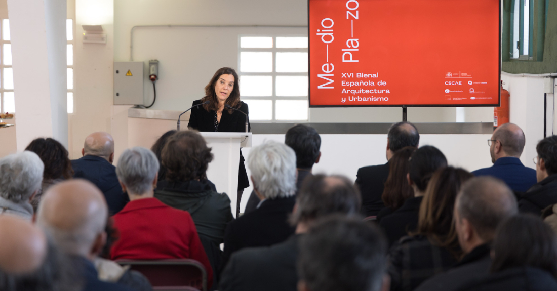 Imaxe de Inés Rey na presentación da Bienal Española de Arquitectura e Urbanismo