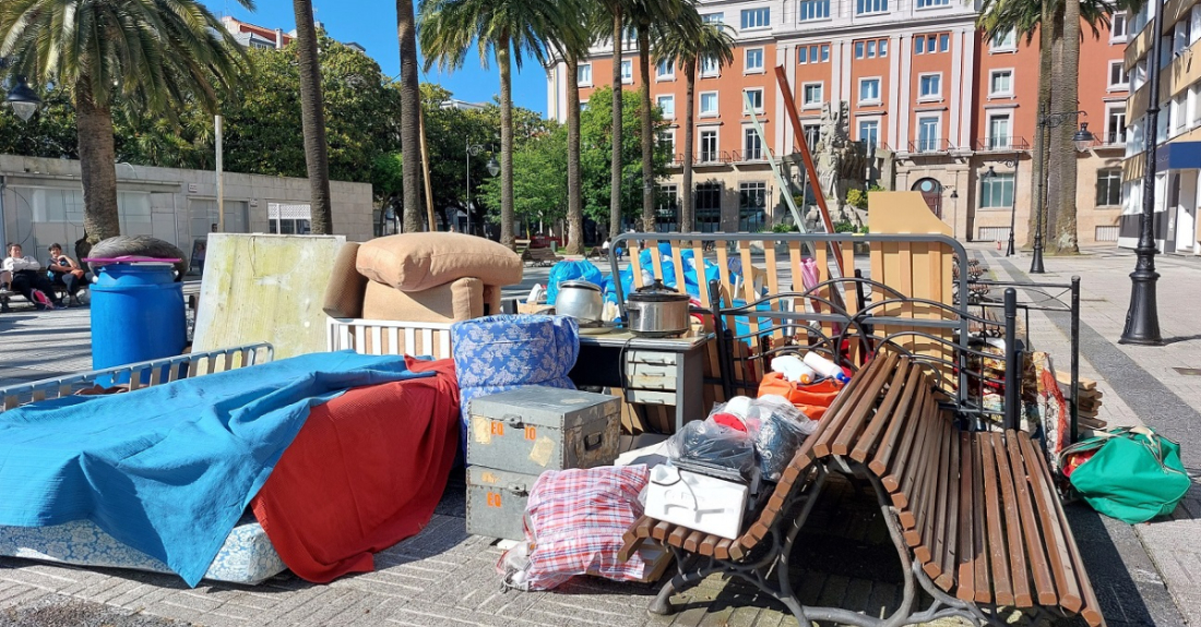 Imaxe da montaxe do campo de refuxiados simulado na Coruña