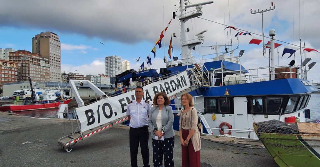 A subdelegada do Goberno, visitou o porto da Coruña para coñecer de preto o traballo do buque oceanográfico Emma Bardán