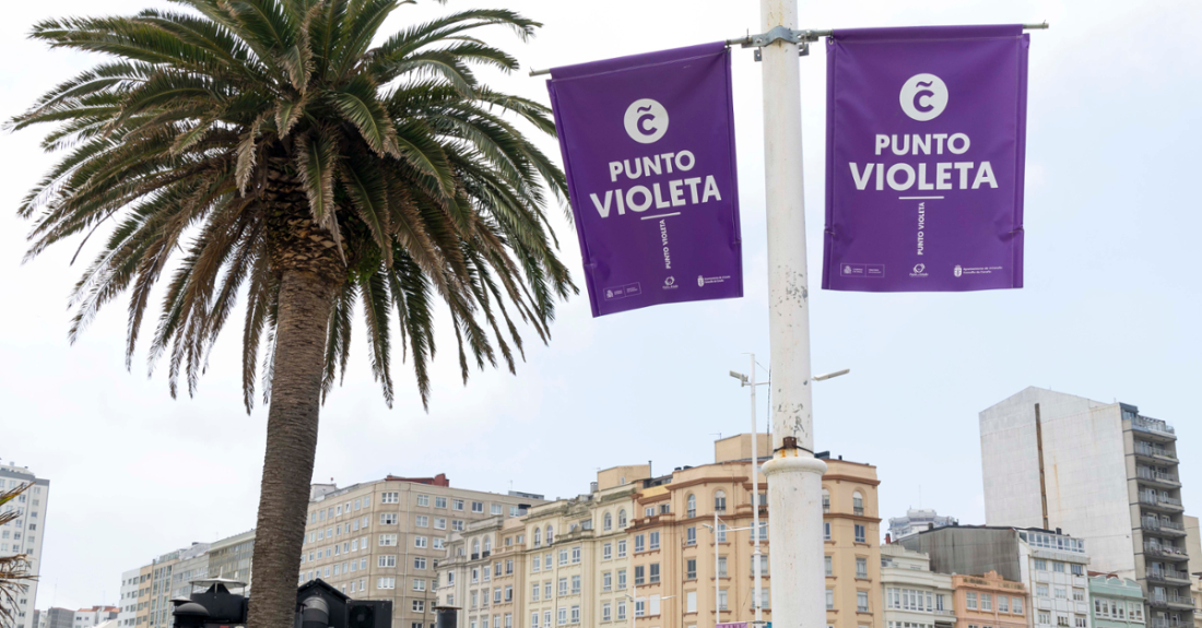 Imaxe dun punto violeta na Coruña