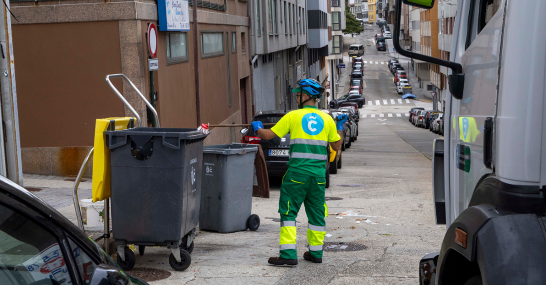 Imaxe da recollida de lixo na Coruña