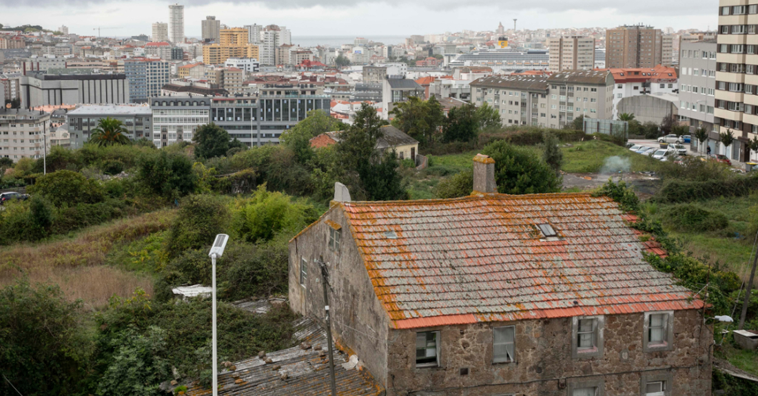 En imaxe de arquivo, as leiras existentes entre o parque de Oza e o Centro Deportivo do Castrillón