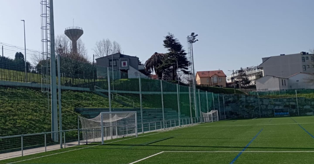 Imaxe do campo de fútbol de Eirís