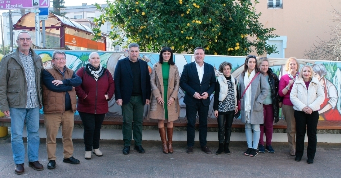 Reunión do presidente da Deputación con traballadoras do SAF en Neda