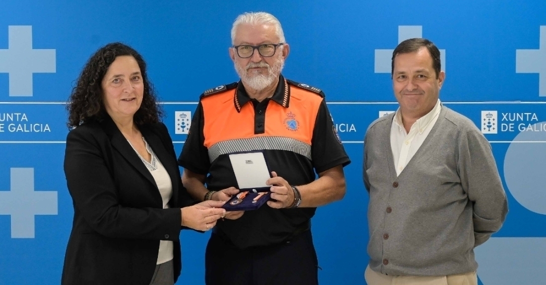 José Manuel López, recibe a medalla ao mérito