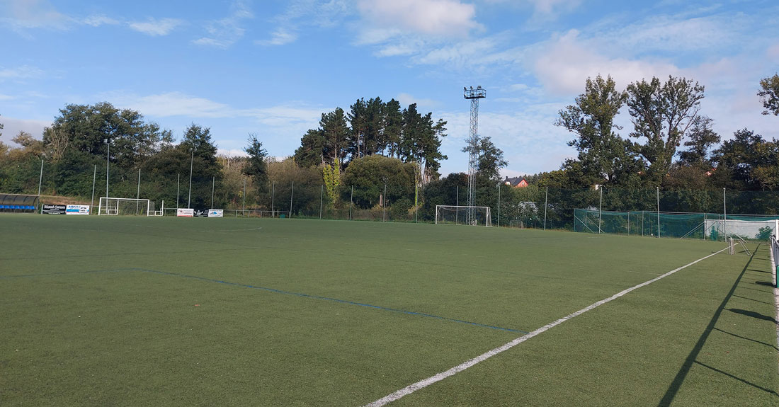 FOTO-CAMBRE--Campo-futbol-Lendoiro-2