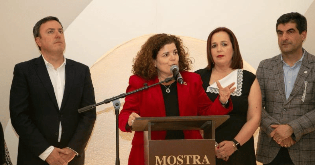 Motra de encaixe