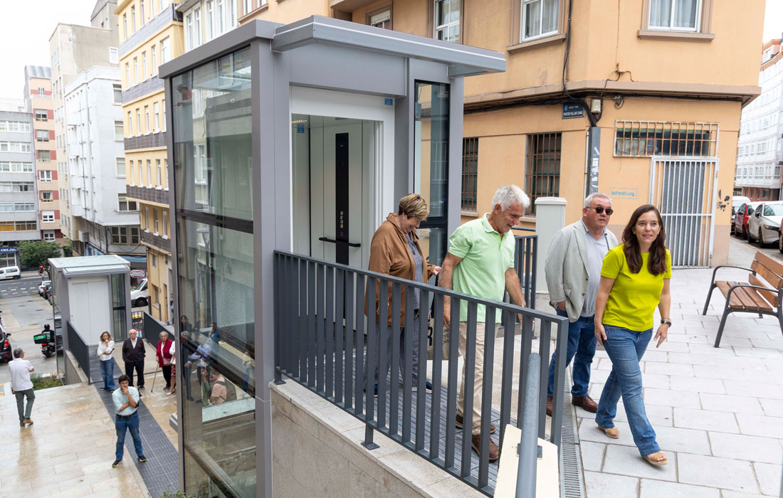 ascensor-entre-rúas-Pintor-Villar-Chao-e-Juan-Montes-A-Coruña