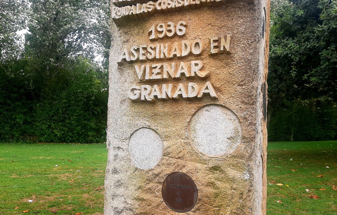 bng-oleiros-monolito