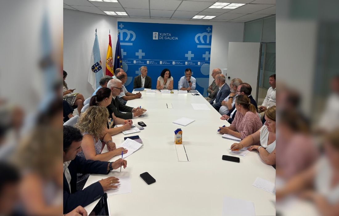 A CORUÑA a xunta e alcaldes dos concellos
