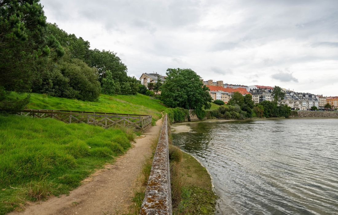 OLEIROS obra paseo