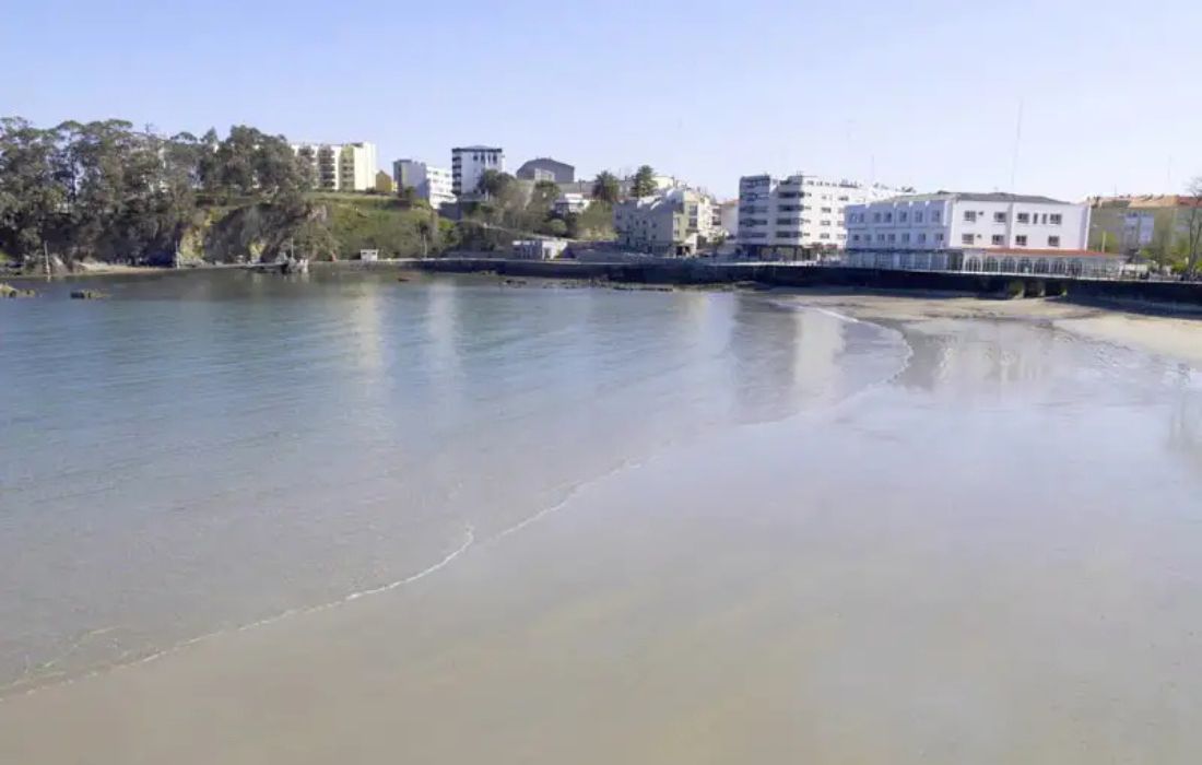 OLEIROS playa santa cruz