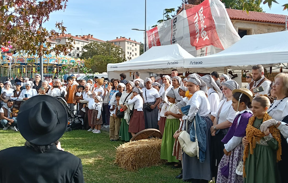 ARTEIXO feira 1900 xente