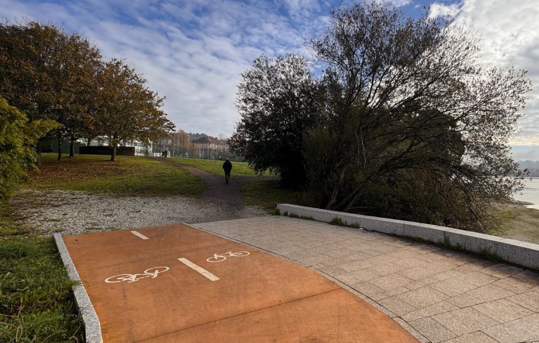 OLEIROS senda con cambre