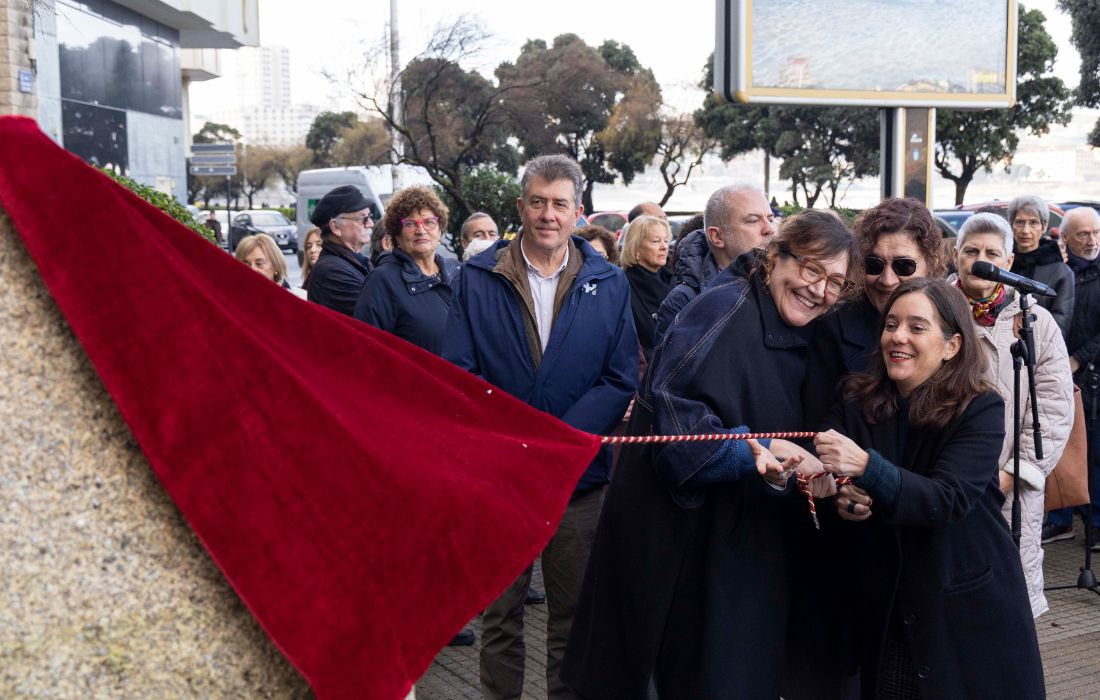 A CORUÑA placa Anton de Santiago