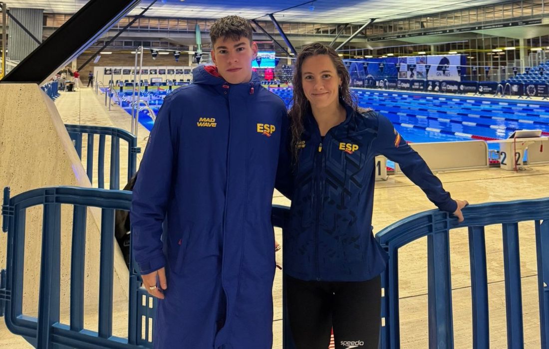 ARTEIXO paula dani natacion