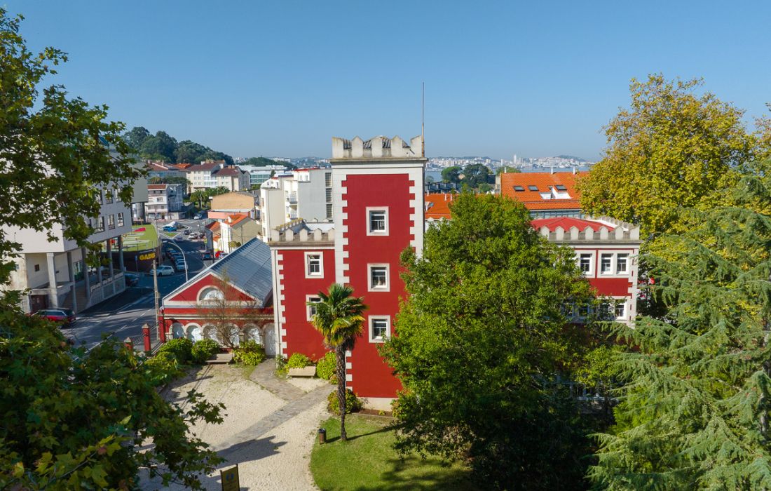 OLEIROS centro cultural e museo as torres