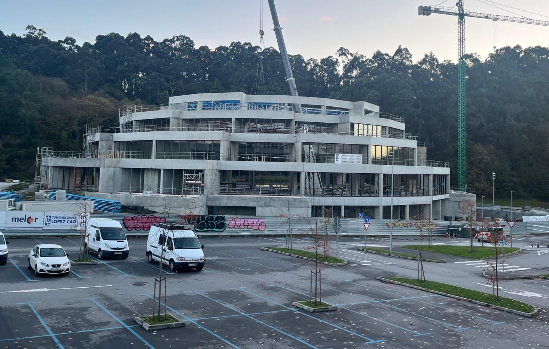 OLEIROS multiusos de Bastiagueiro