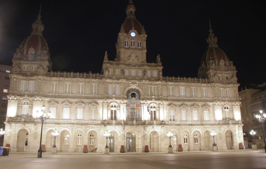 A CORUÑA concello noite