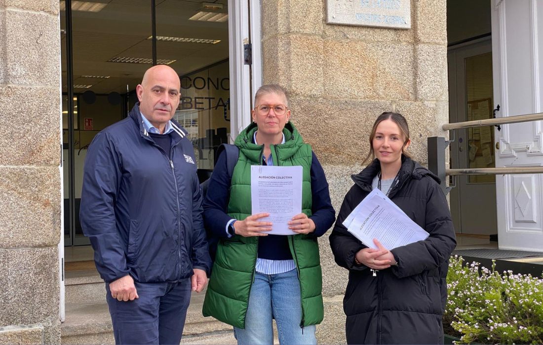 BETANZOS pp firmas coches casco historico