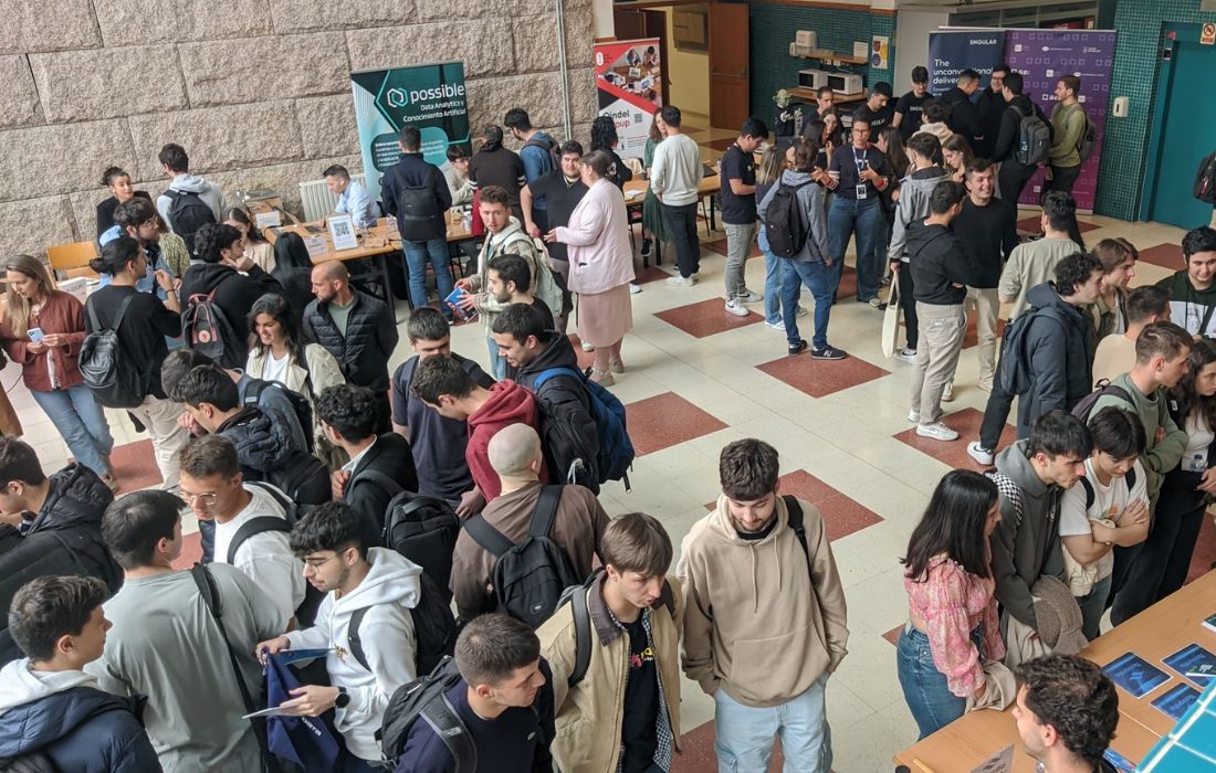 A CORUÑA udc feira emprego