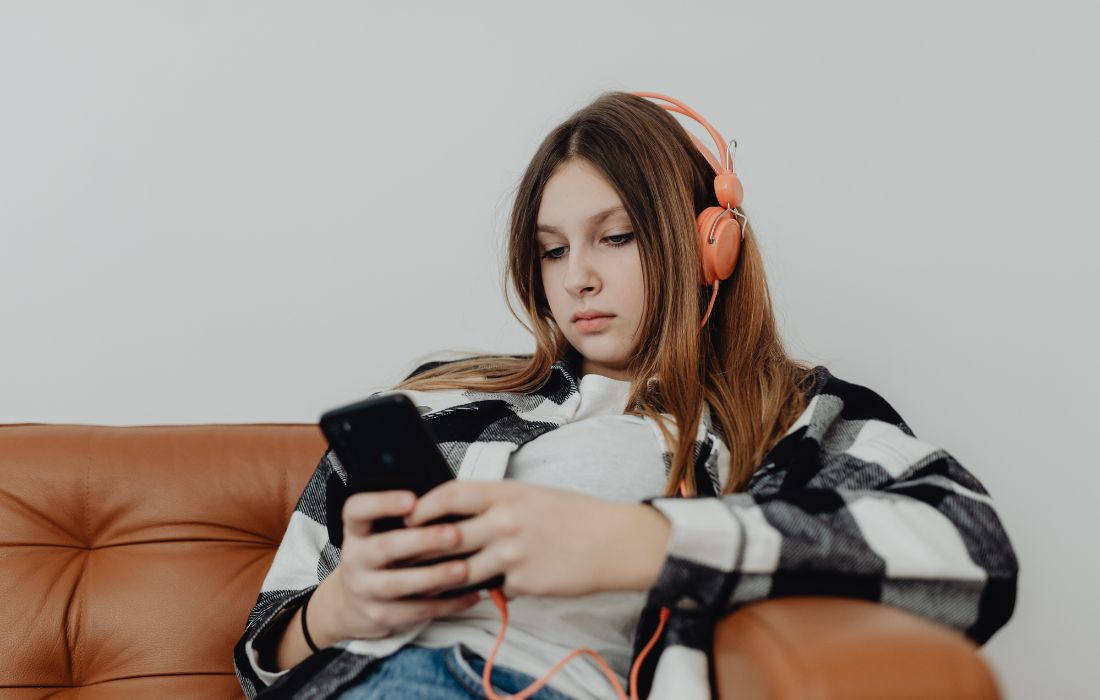 Adolescente movil xenérica