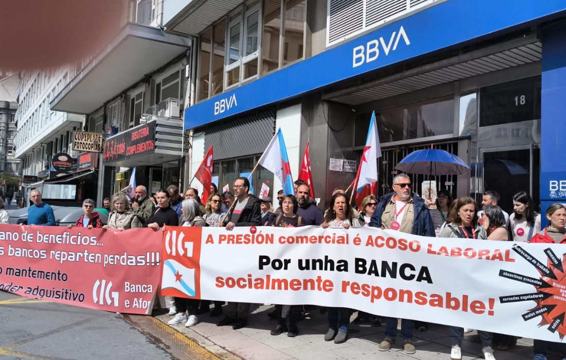A CORUÑA folga bancos
