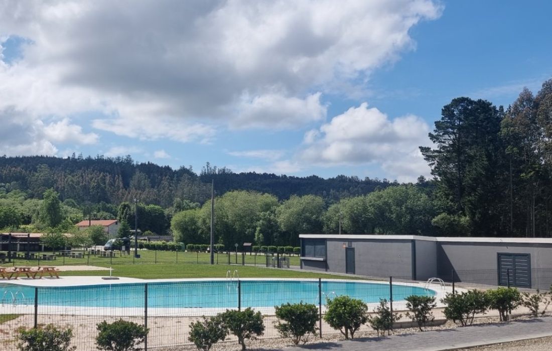ABEGONDO piscina beche