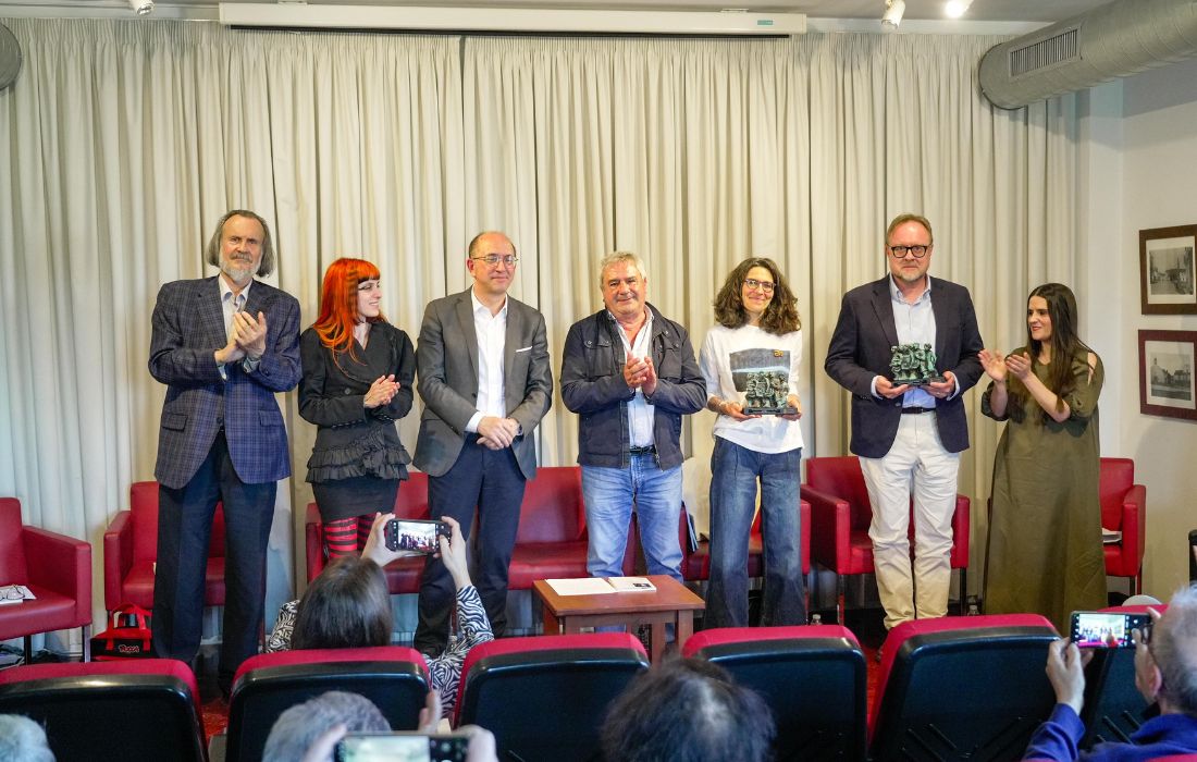CARRAL premio poesía (2)