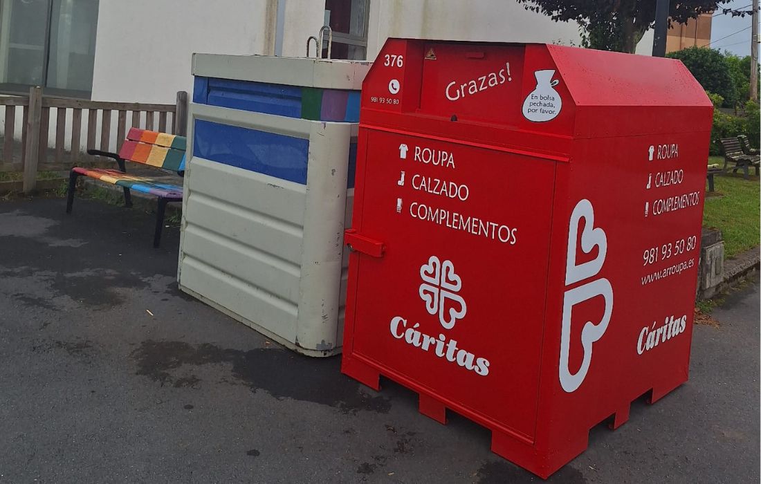 COIRÓS contedor cáritas