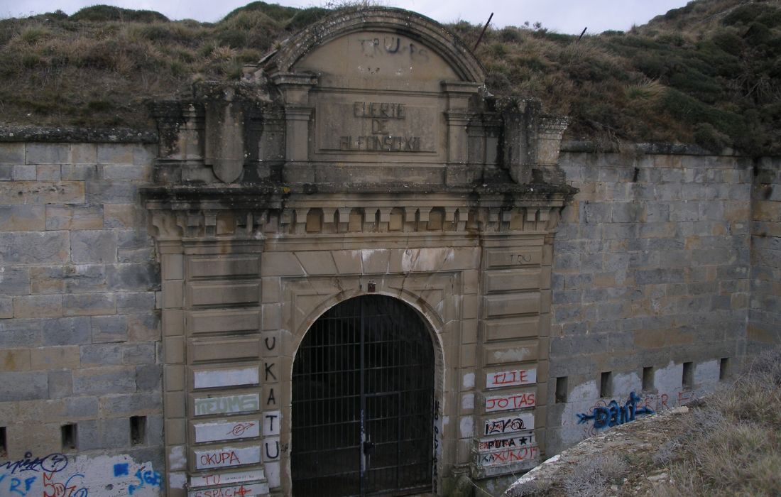 NAVARRA fuerte san cristobal