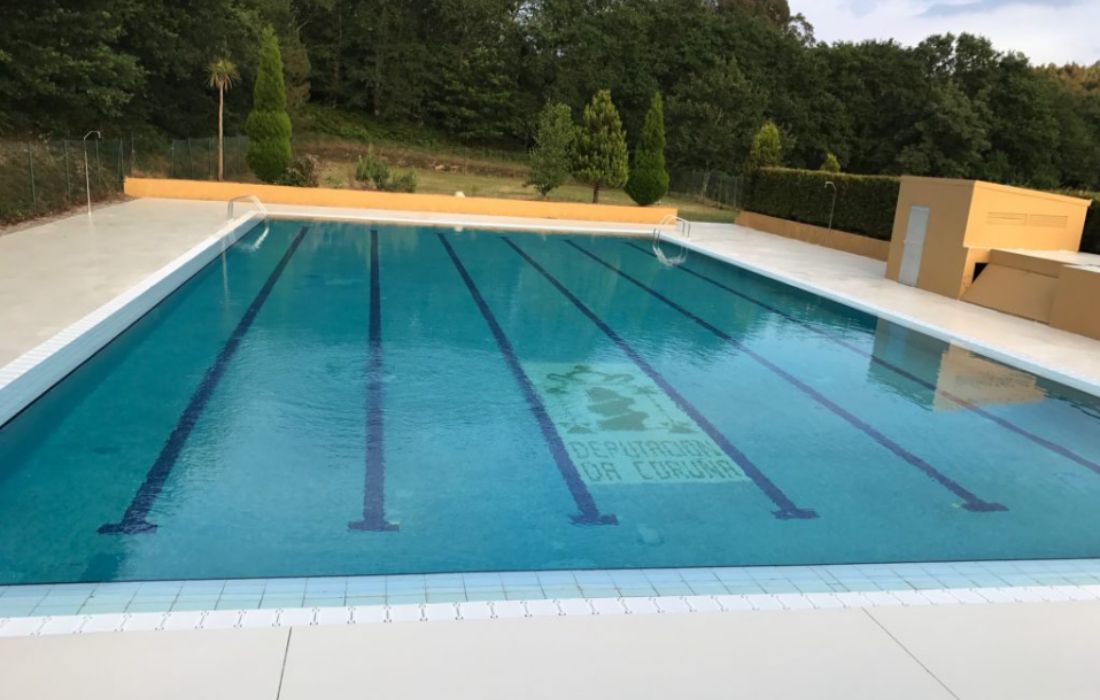 VILASANTAR piscina