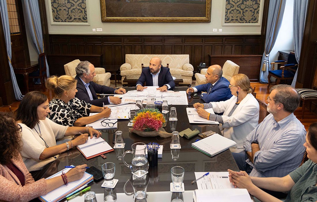CORUÑA-comisión-de-seguimento-de-Alfonso-Molina-entre-o-Concello-e-o-Estado
