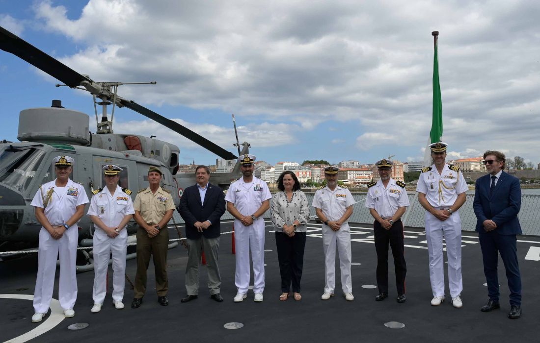 A CORUÑA buque naval etna