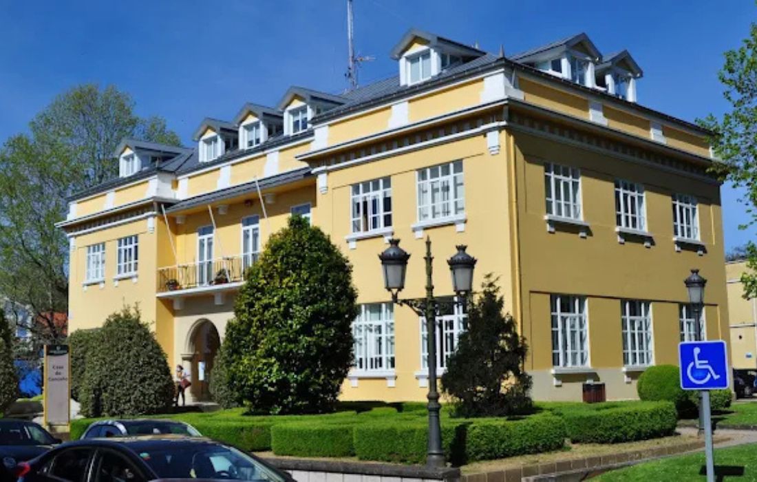 OLEIROS casa concello