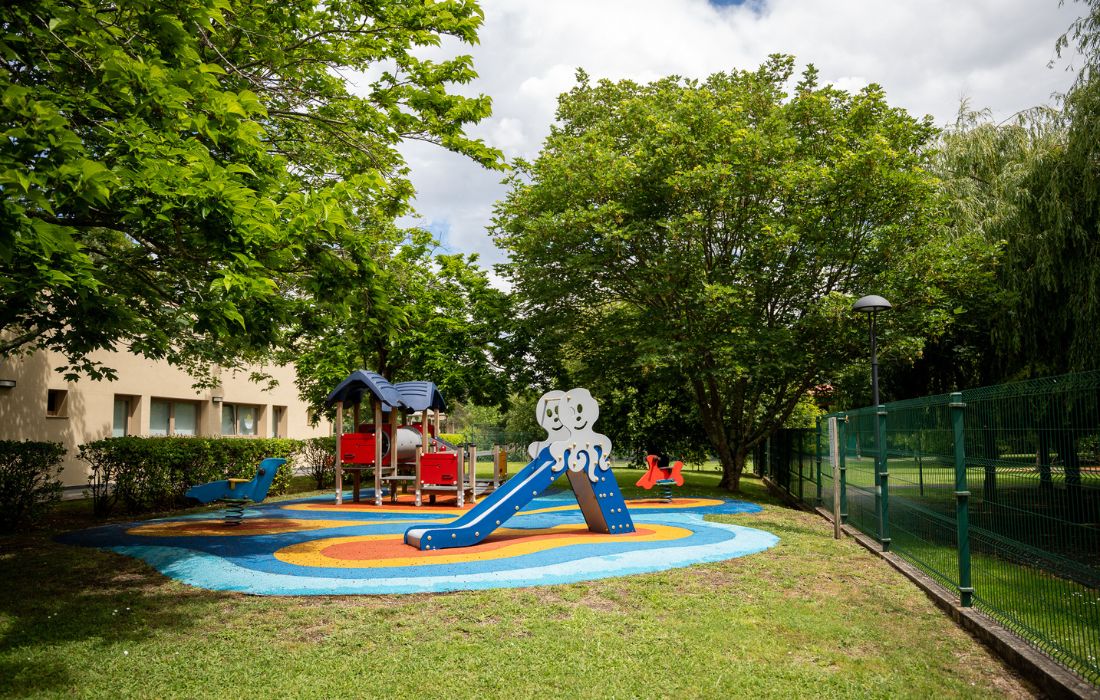 OLEIROS escola infantil