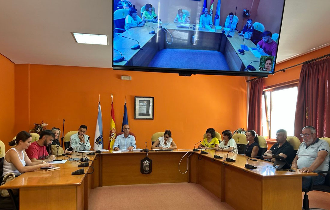 pleno-concello-curtis-07-08-2026