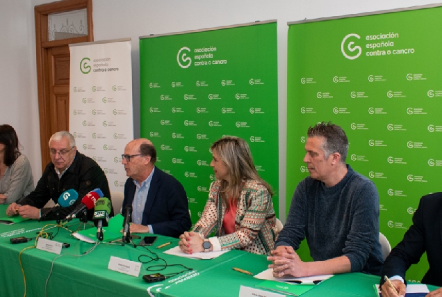 Imaxe da presentación dis Clubs de Saúde da Asociación Española Contra o Cancro na Provincia da Coruña
