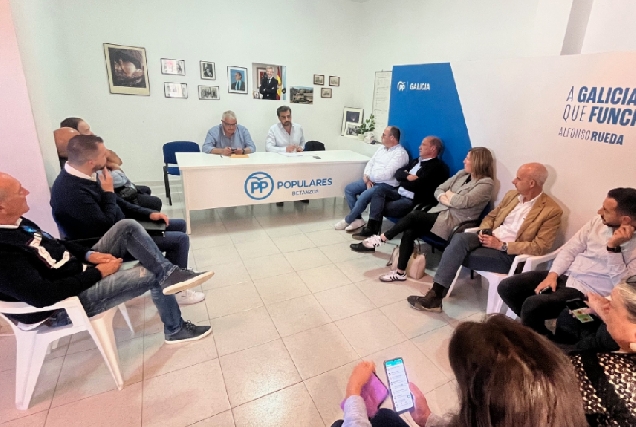Imaxe da reunión comarcal do PP en Betanzos