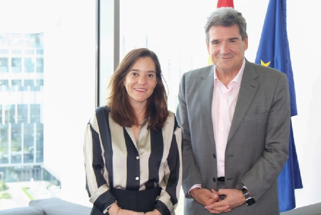 A alcaldesa Inés Rey co Ministro José Luis Escrivá