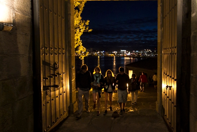 Imaxe da porta do Castelo de San Antón