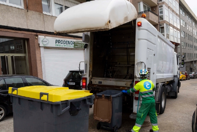 Imaxe da recollida de lixo na Coruña