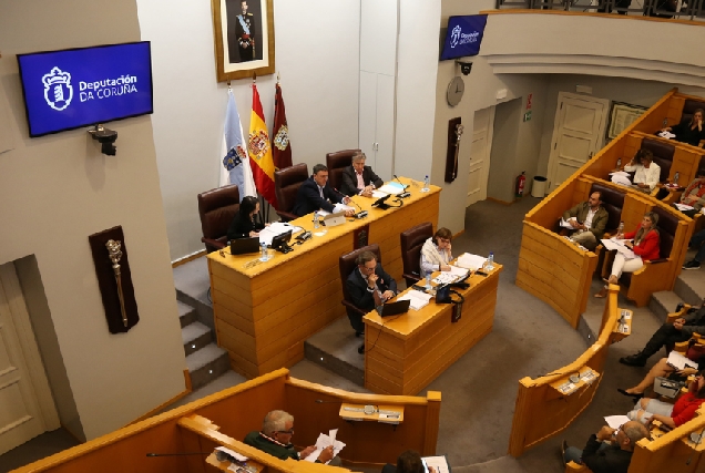 pleno-deputacion-a-coruña